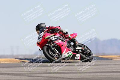 media/Apr-20-2025-CVMA (Sun) [[39090e8767]]/Race 16-Formula Middleweight/